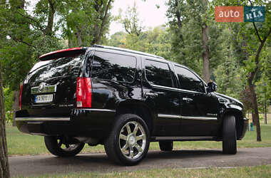 Позашляховик / Кросовер Cadillac Escalade 2008 в 