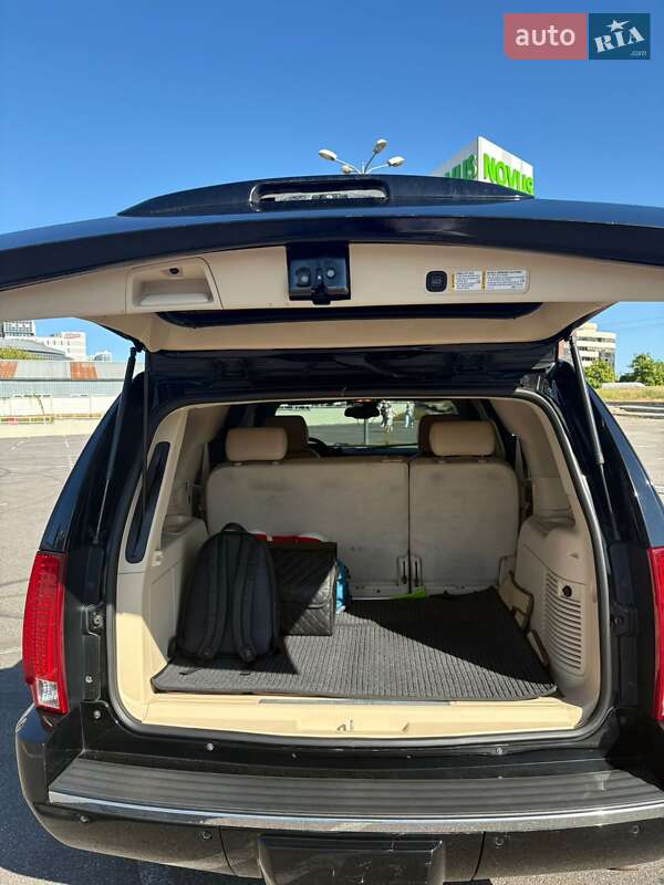 Внедорожник / Кроссовер Cadillac Escalade 2008 в Киеве фото 11 Внедорожник / Кроссовер Cadillac Escalade 2008 в Киеве