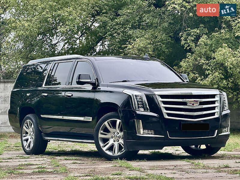 Внедорожник / Кроссовер Cadillac Escalade 2016 в Киеве