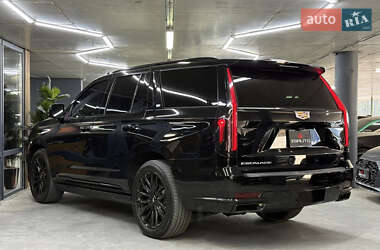 Внедорожник / Кроссовер Cadillac Escalade 2022 в 