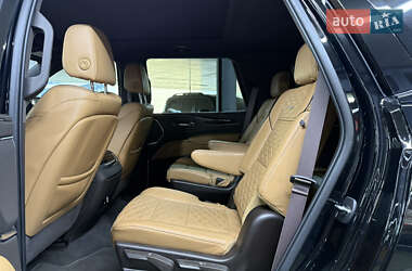 Внедорожник / Кроссовер Cadillac Escalade 2022 в 