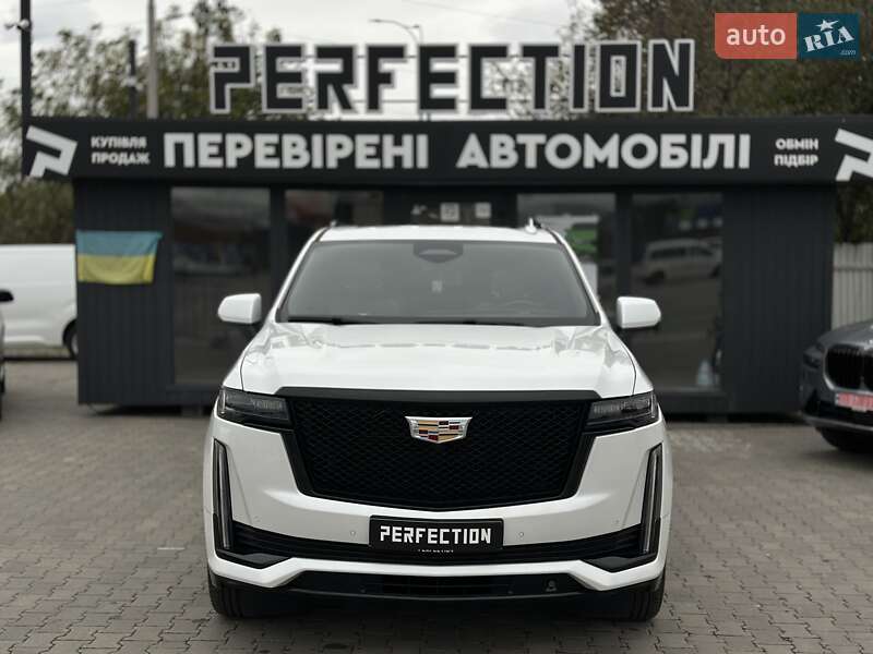 Позашляховик / Кросовер Cadillac Escalade 2021 в 