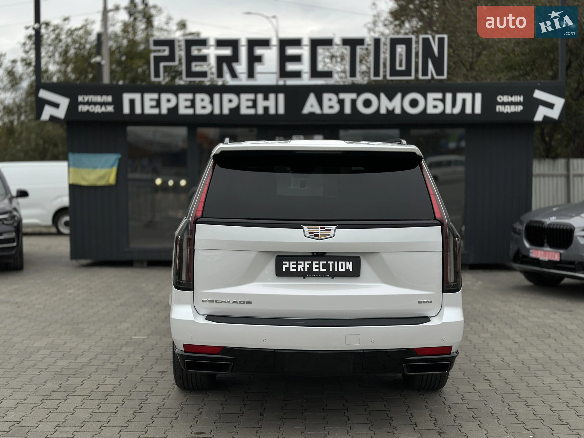 2021 Cadillac Escalade - мініатюра 17