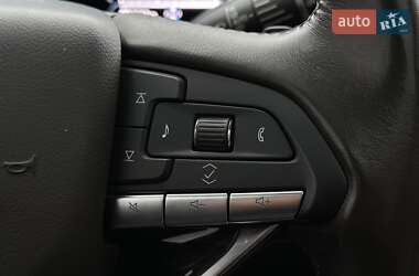 Позашляховик / Кросовер Cadillac Escalade 2021 в 