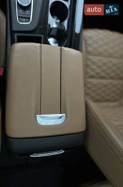 Позашляховик / Кросовер Cadillac Escalade 2021 в 