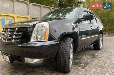 Внедорожник / Кроссовер Cadillac Escalade 2008 в 