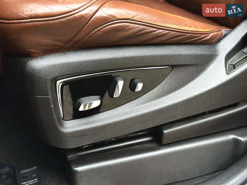 Позашляховик / Кросовер Cadillac Escalade 2016 в Тернополі фото 23 Позашляховик / Кросовер Cadillac Escalade 2016 в Тернополі