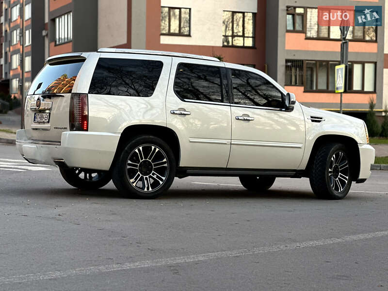 Позашляховик / Кросовер Cadillac Escalade 2013 в Тернополі фото 8 Позашляховик / Кросовер Cadillac Escalade 2013 в Тернополі
