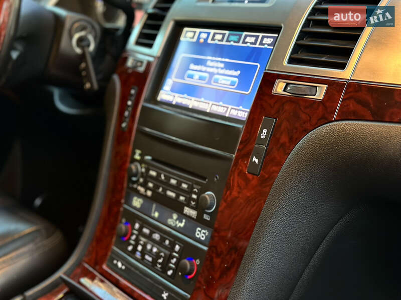 Позашляховик / Кросовер Cadillac Escalade 2013 в Тернополі фото 40 Позашляховик / Кросовер Cadillac Escalade 2013 в Тернополі