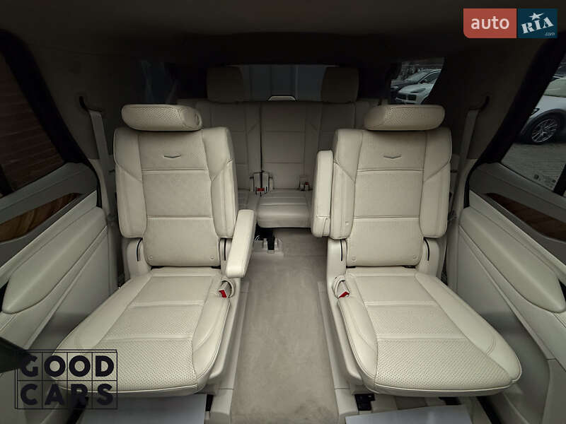 Внедорожник / Кроссовер Cadillac Escalade 2022 в Одессе фото 39 Внедорожник / Кроссовер Cadillac Escalade 2022 в Одессе