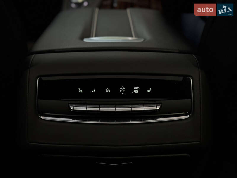 Позашляховик / Кросовер Cadillac Escalade 2023 в Києві фото 37 Позашляховик / Кросовер Cadillac Escalade 2023 в Києві