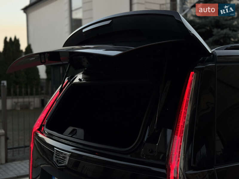Позашляховик / Кросовер Cadillac Escalade 2023 в Києві фото 39 Позашляховик / Кросовер Cadillac Escalade 2023 в Києві