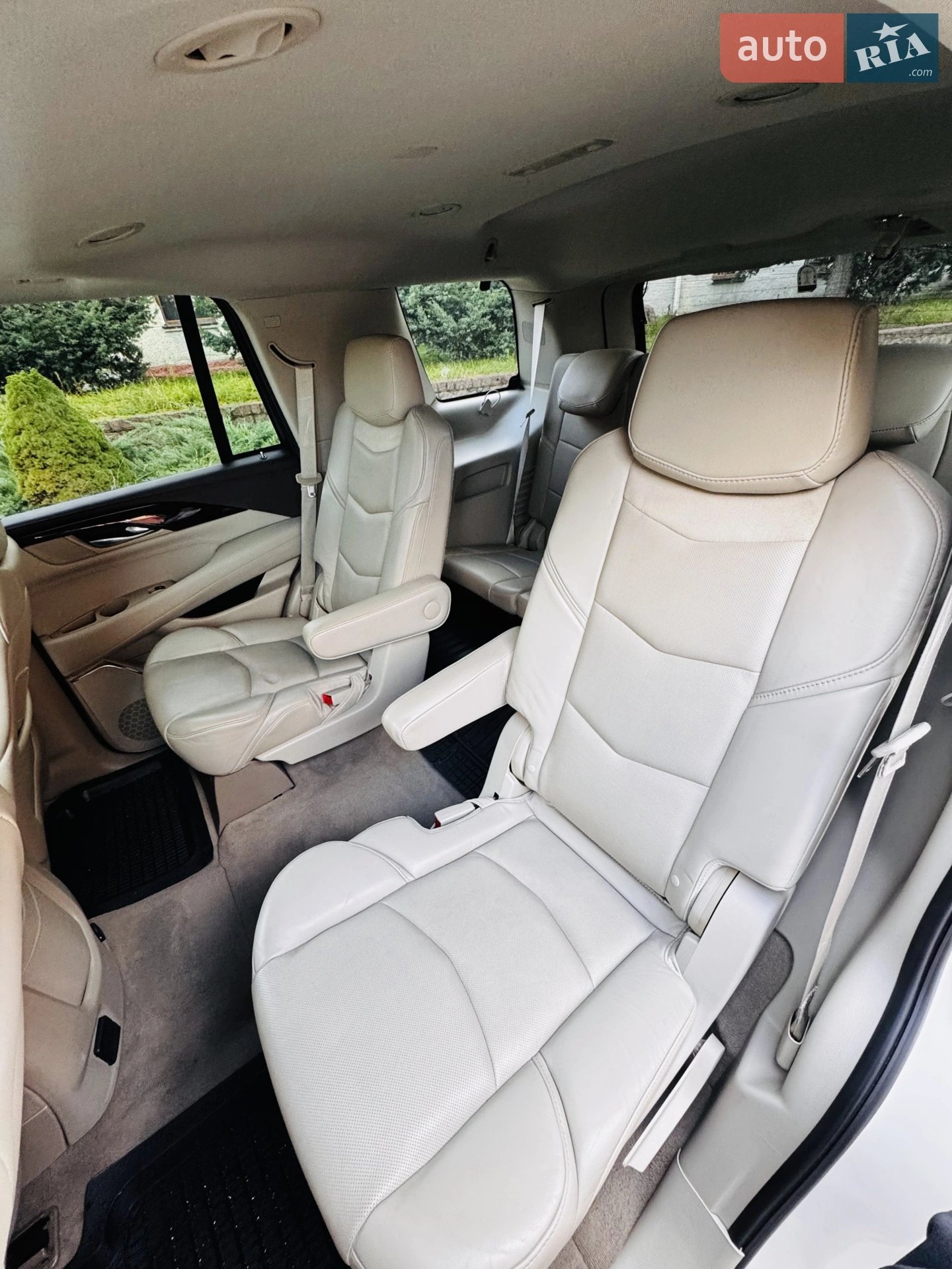 2014 Cadillac Escalade - мініатюра 19