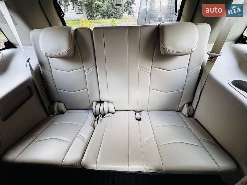 Внедорожник / Кроссовер Cadillac Escalade 2014 в Коростене