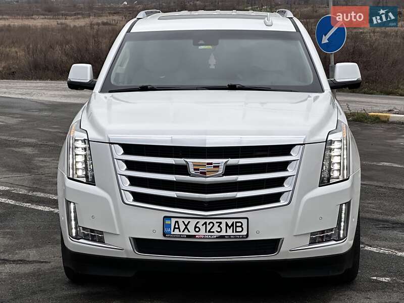 Позашляховик / Кросовер Cadillac Escalade 2018 в Києві фото 3 Позашляховик / Кросовер Cadillac Escalade 2018 в Києві