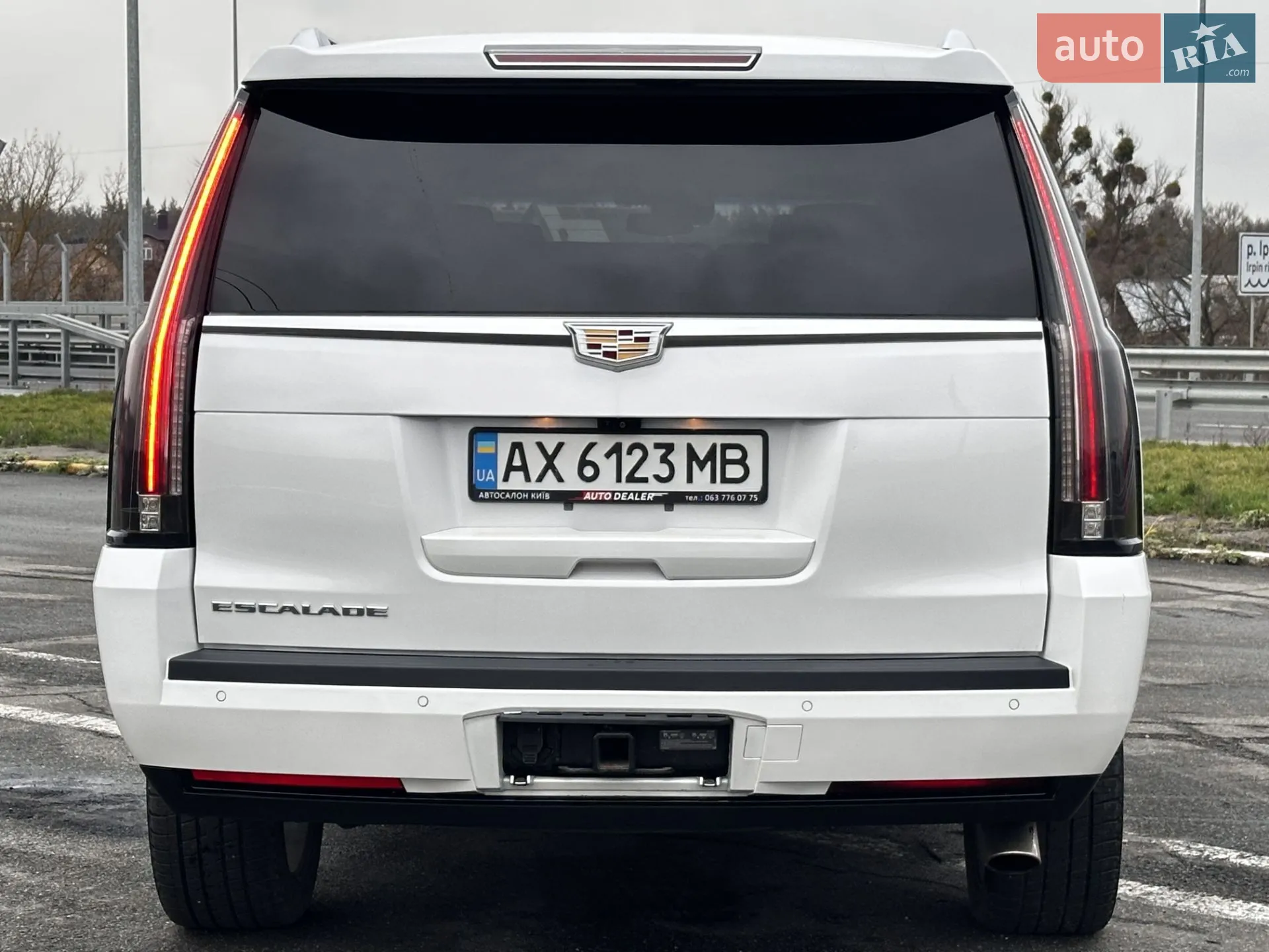 2018 Cadillac Escalade - мініатюра 13