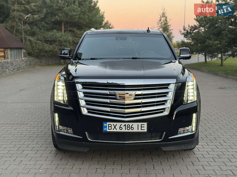 Внедорожник / Кроссовер Cadillac Escalade 2016 в Хмельницком