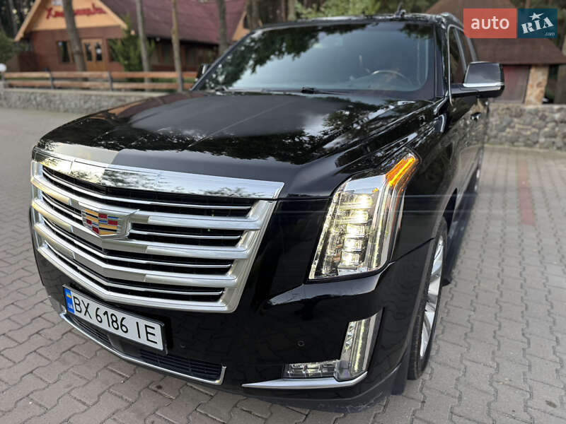 Внедорожник / Кроссовер Cadillac Escalade 2016 в Хмельницком