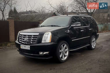 Позашляховик / Кросовер Cadillac Escalade 2007 в Києві
