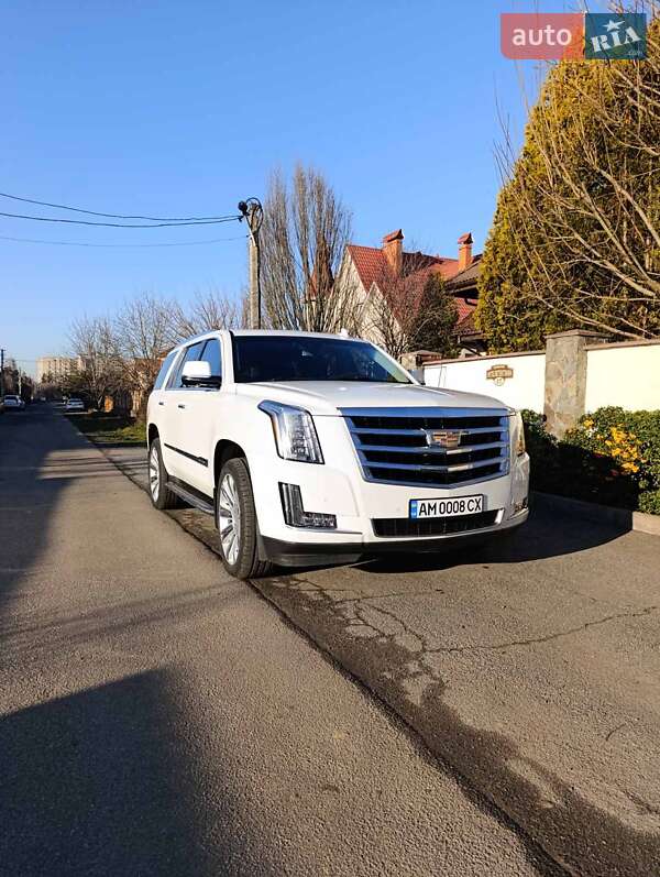 Позашляховик / Кросовер Cadillac Escalade 2019 в Вінниці