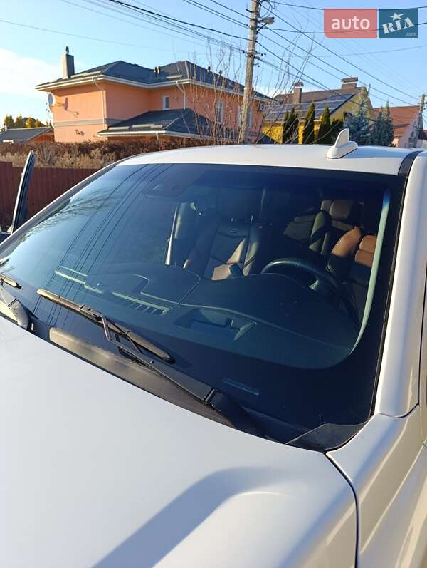 Позашляховик / Кросовер Cadillac Escalade 2019 в Вінниці