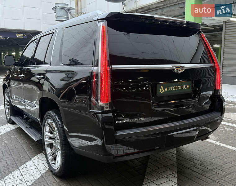 Позашляховик / Кросовер Cadillac Escalade 2014 в Києві фото 13 Позашляховик / Кросовер Cadillac Escalade 2014 в Києві