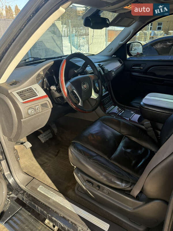 Внедорожник / Кроссовер Cadillac Escalade 2008 в Львове фото 8 Внедорожник / Кроссовер Cadillac Escalade 2008 в Львове