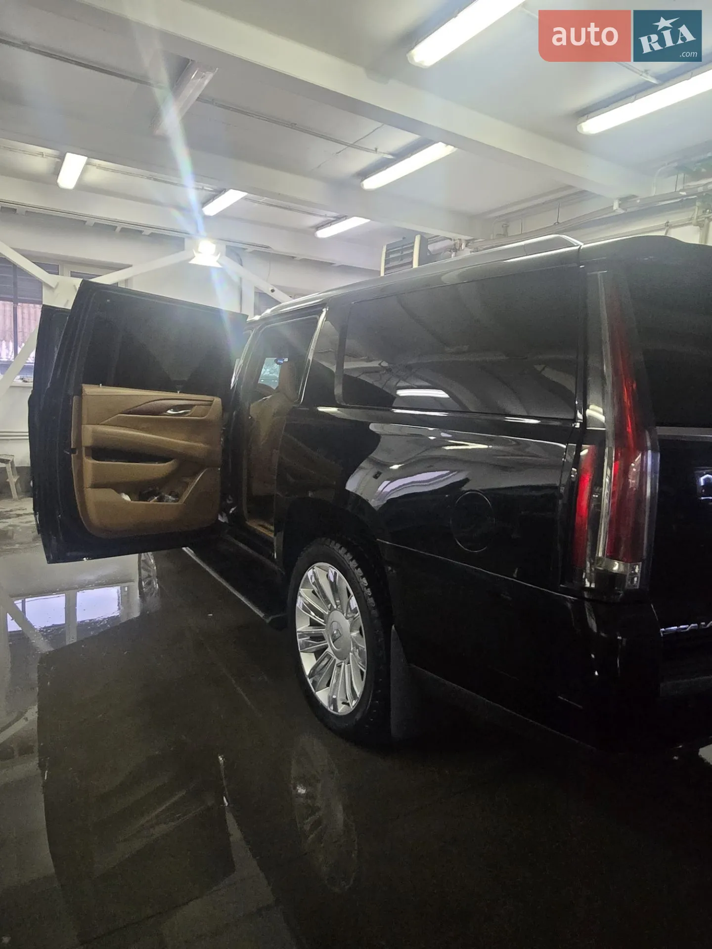 2017 Cadillac Escalade - мініатюра 48