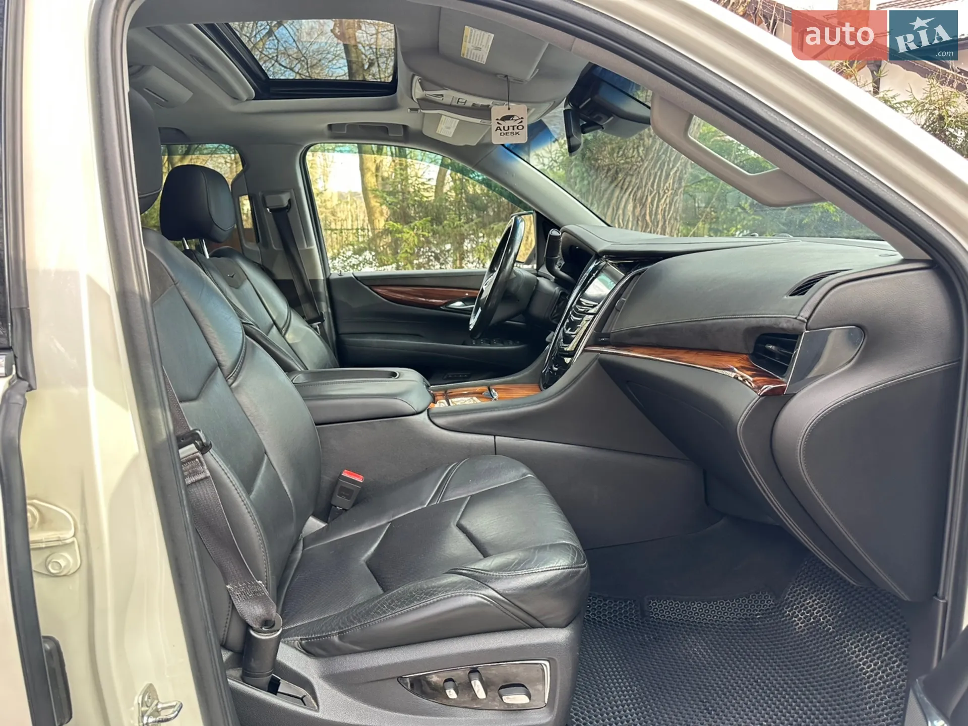2014 Cadillac Escalade - мініатюра 24