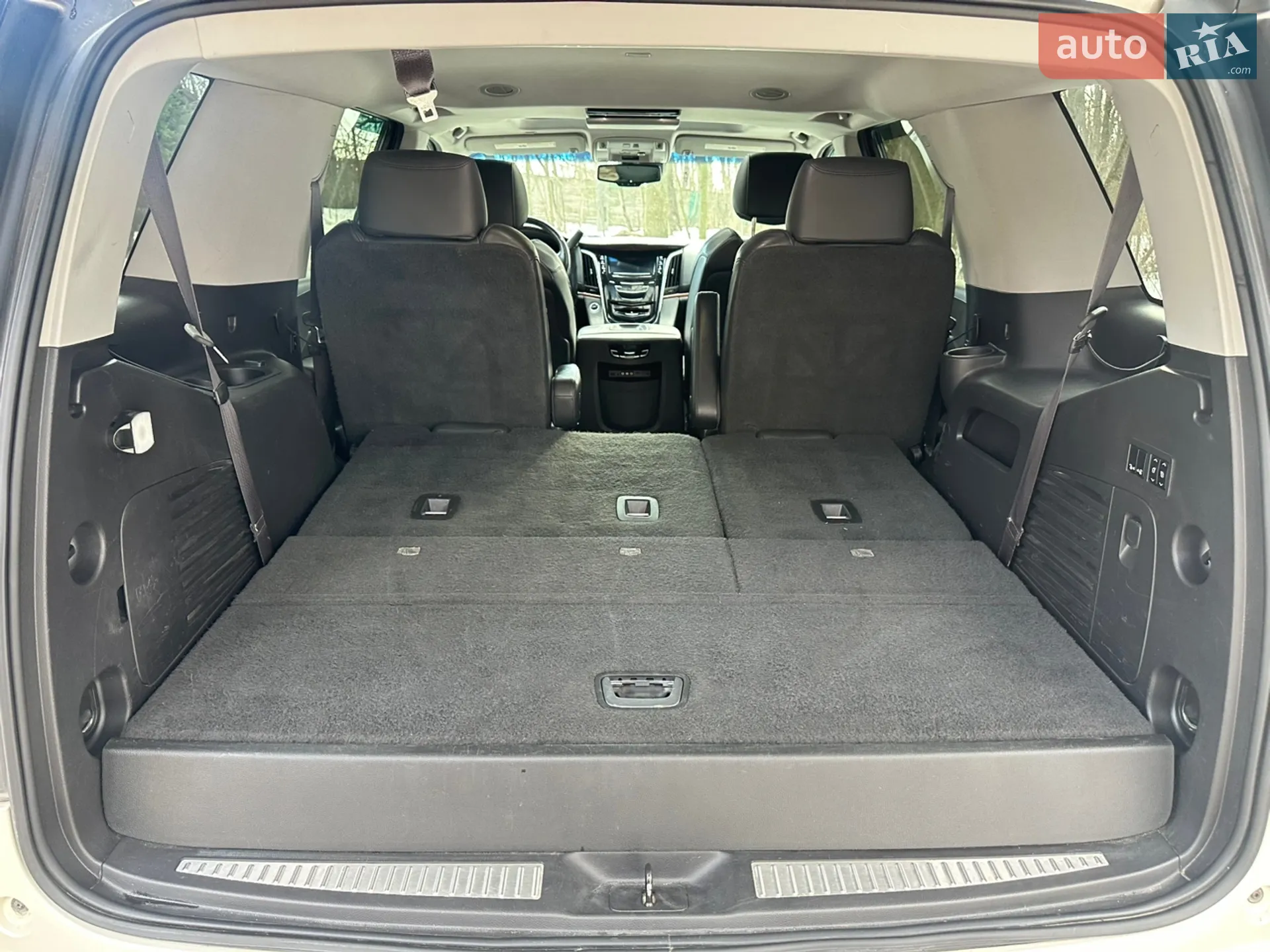 2014 Cadillac Escalade - мініатюра 26