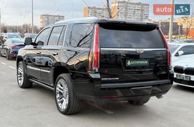 Внедорожник / Кроссовер Cadillac Escalade 2014 в Киеве