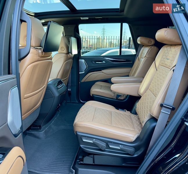 Позашляховик / Кросовер Cadillac Escalade 2021 в Києві