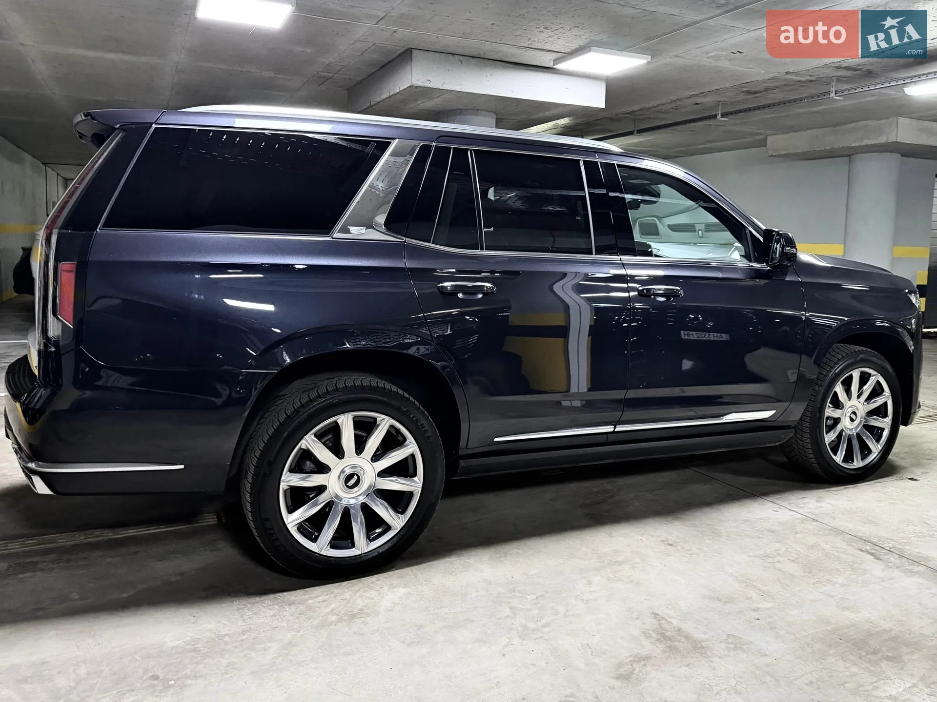 2022 Cadillac Escalade - мініатюра 10
