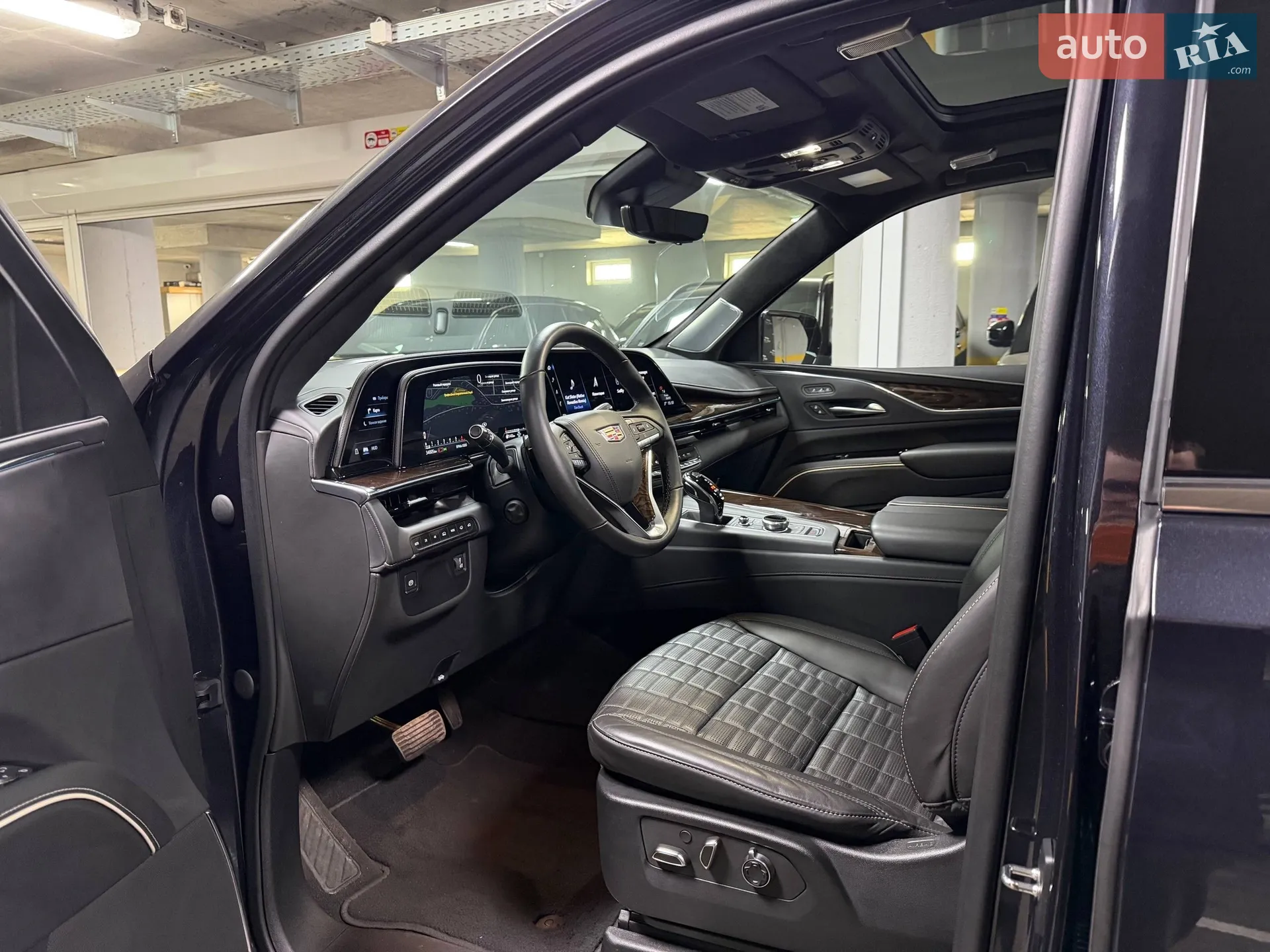 2022 Cadillac Escalade - мініатюра 48