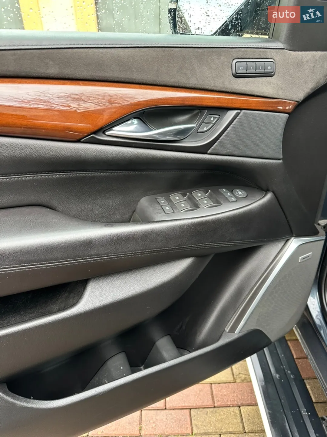 2018 Cadillac Escalade - мініатюра 13