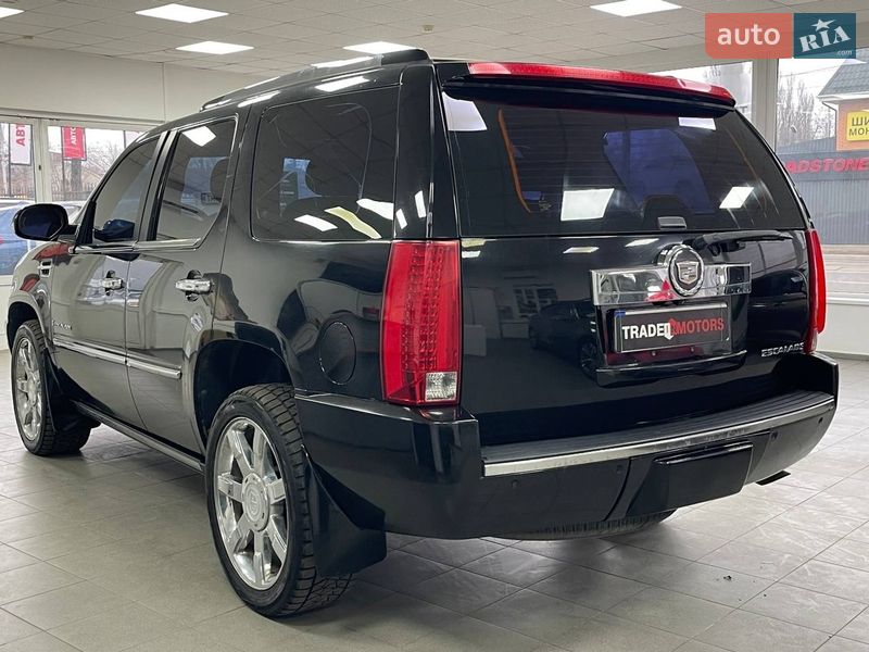 Внедорожник / Кроссовер Cadillac Escalade 2008 в Киеве фото 9 Внедорожник / Кроссовер Cadillac Escalade 2008 в Киеве