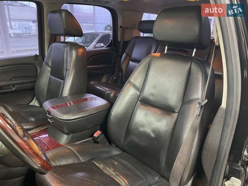 Внедорожник / Кроссовер Cadillac Escalade 2008 в Киеве фото 20 Внедорожник / Кроссовер Cadillac Escalade 2008 в Киеве