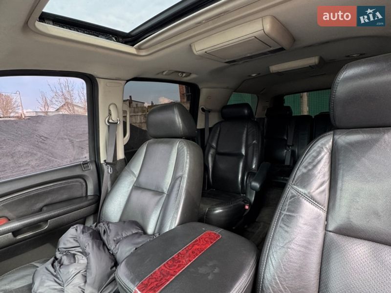 Внедорожник / Кроссовер Cadillac Escalade 2007 в Черкассах фото 11 Внедорожник / Кроссовер Cadillac Escalade 2007 в Черкассах