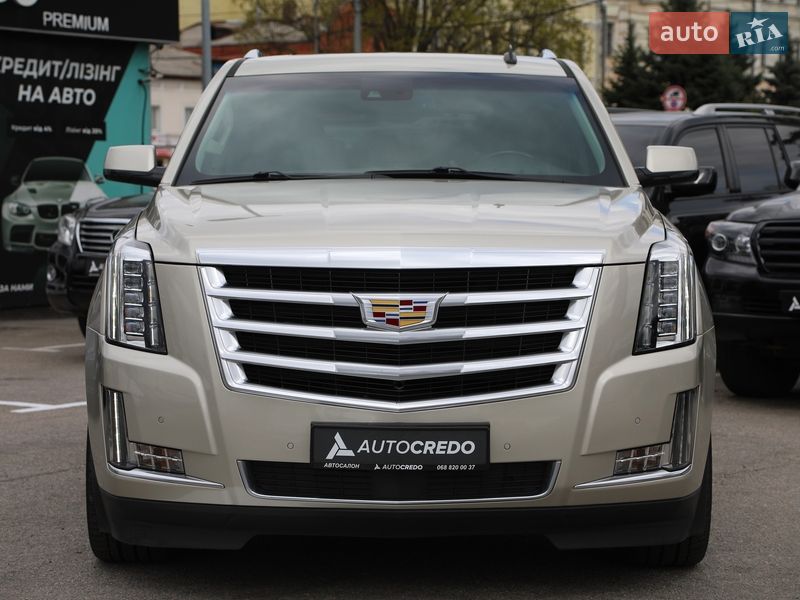 Позашляховик / Кросовер Cadillac Escalade 2014 в Харкові