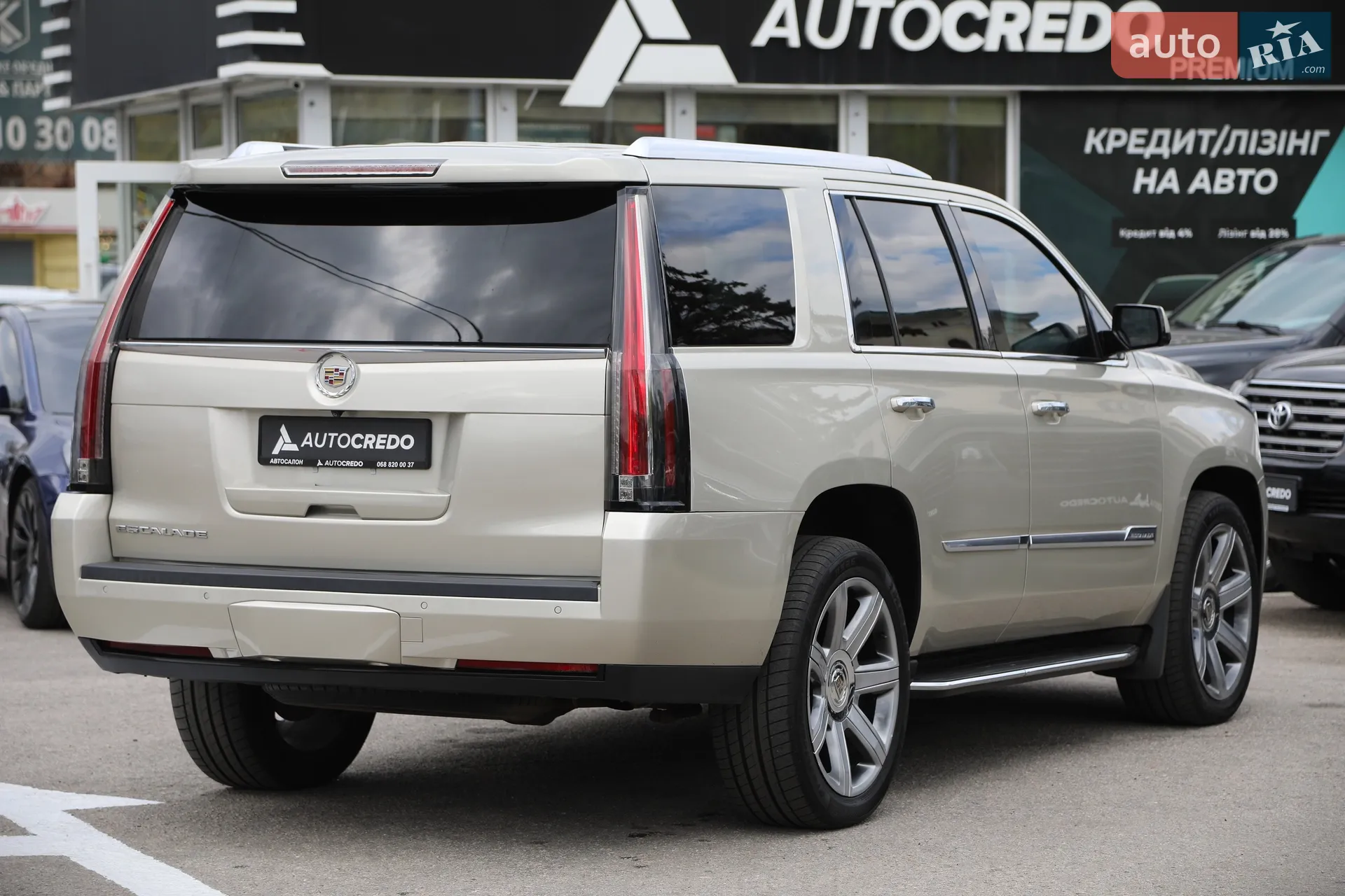 2014 Cadillac Escalade - мініатюра 6
