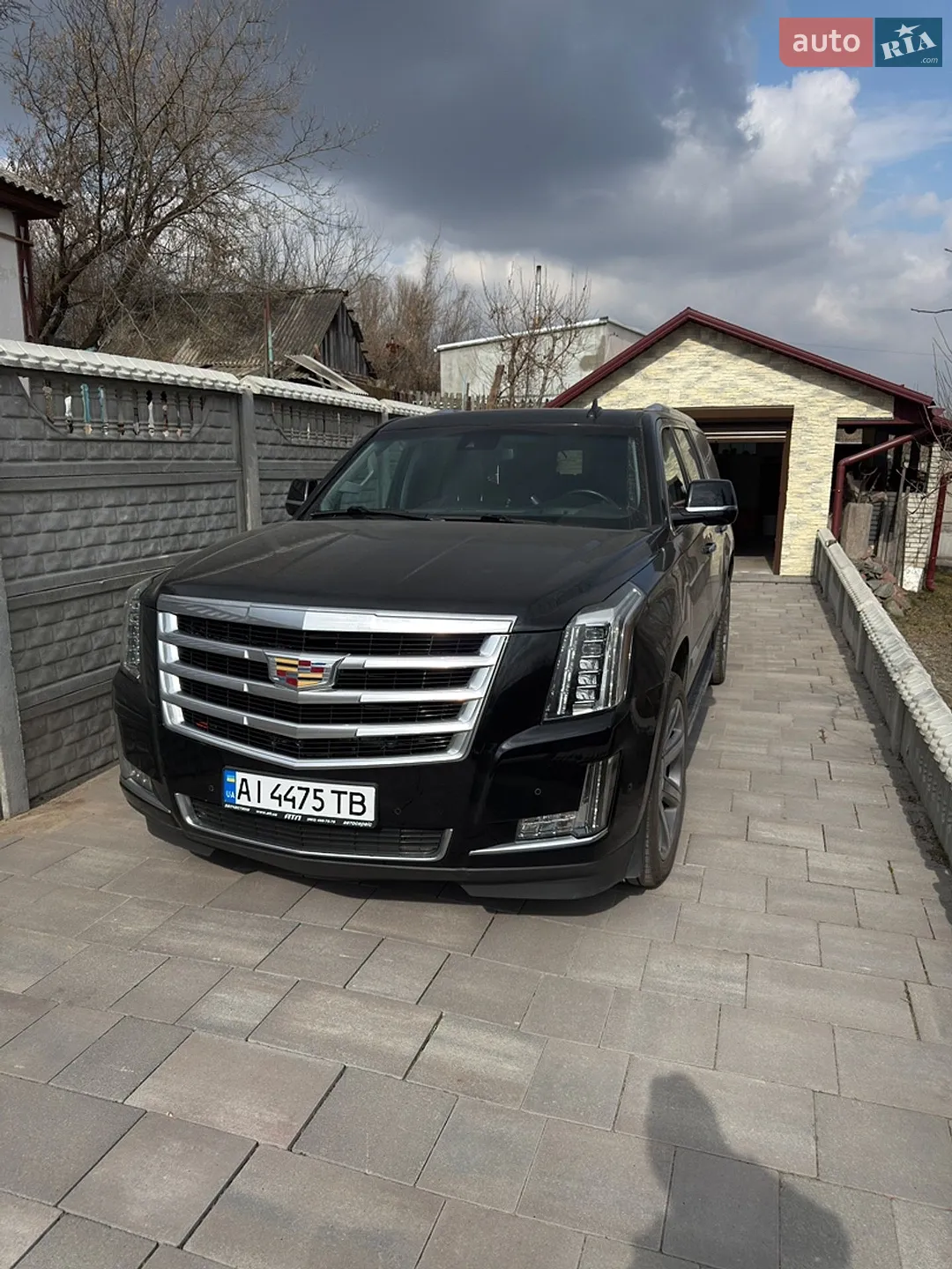 2017 Cadillac Escalade - фото 1