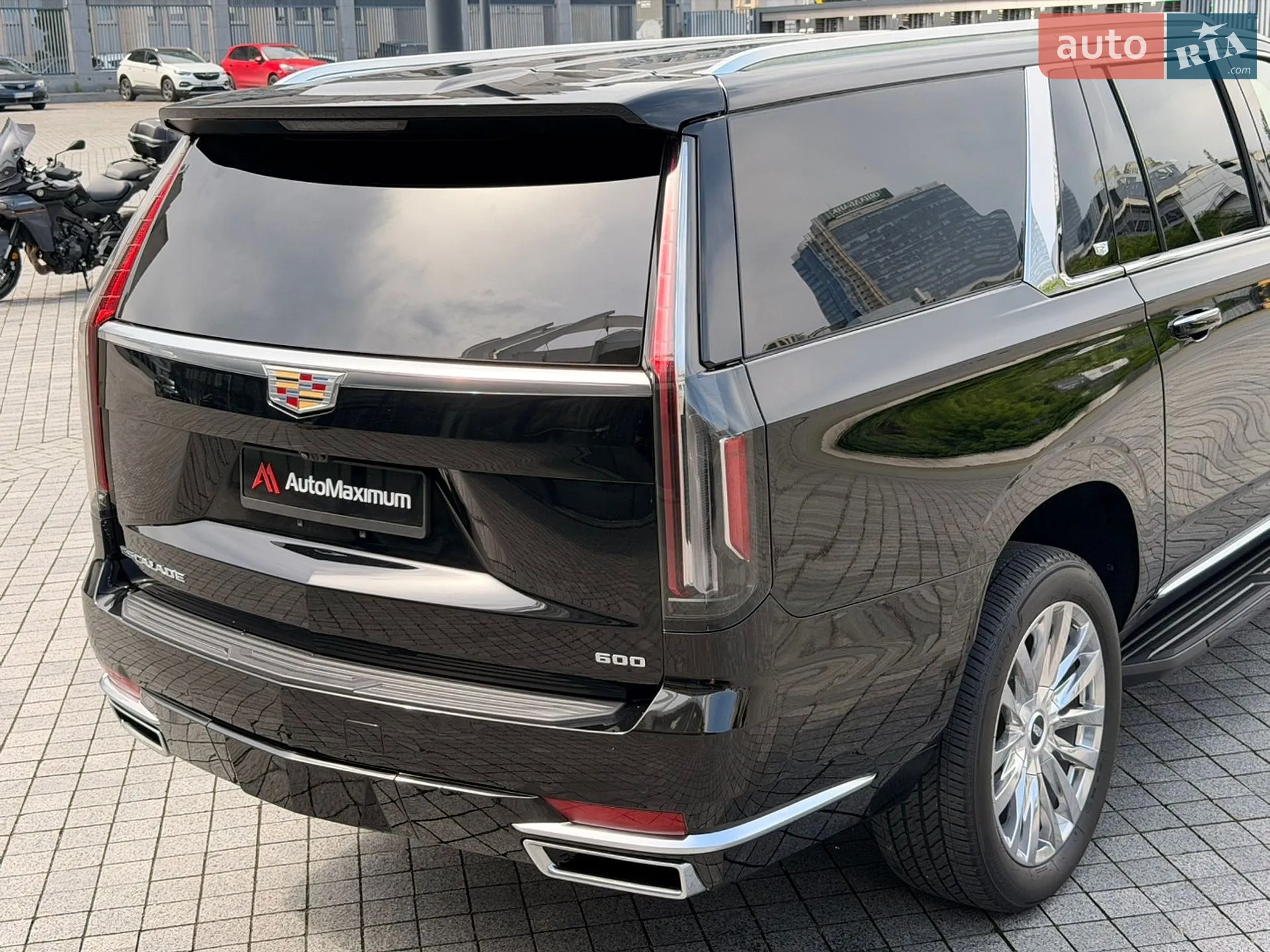 2021 Cadillac Escalade - мініатюра 11
