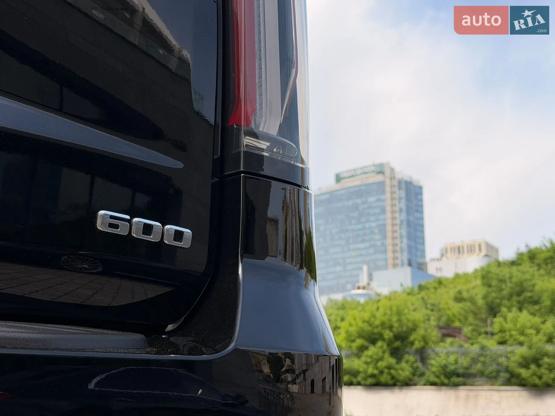 2021 Cadillac Escalade - мініатюра 12