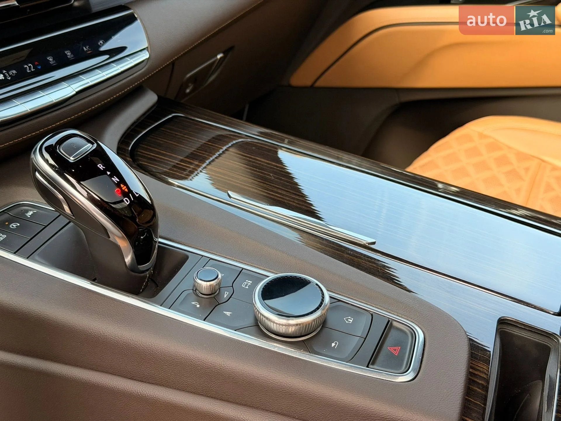 2021 Cadillac Escalade - мініатюра 22