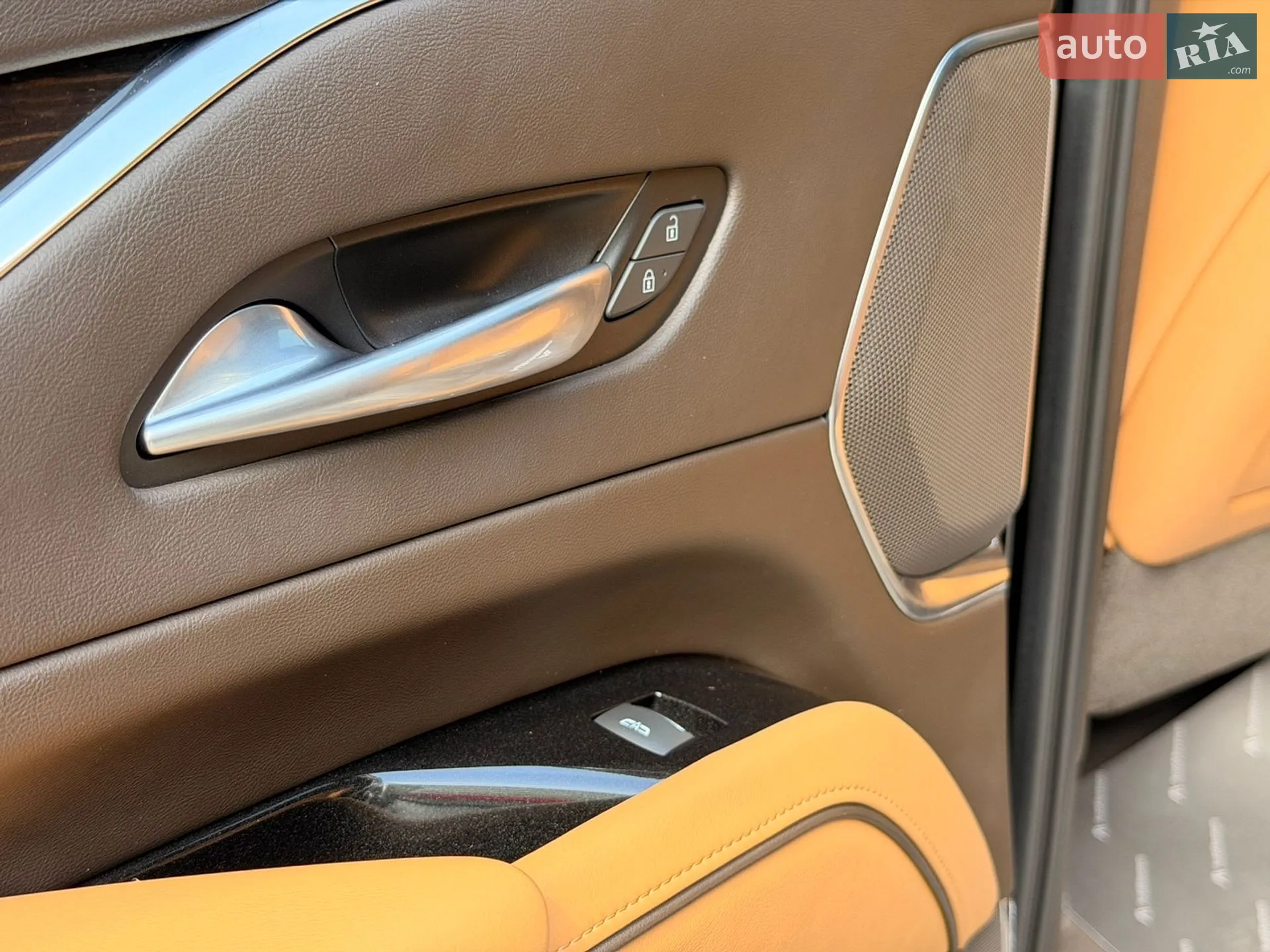 2021 Cadillac Escalade - мініатюра 26