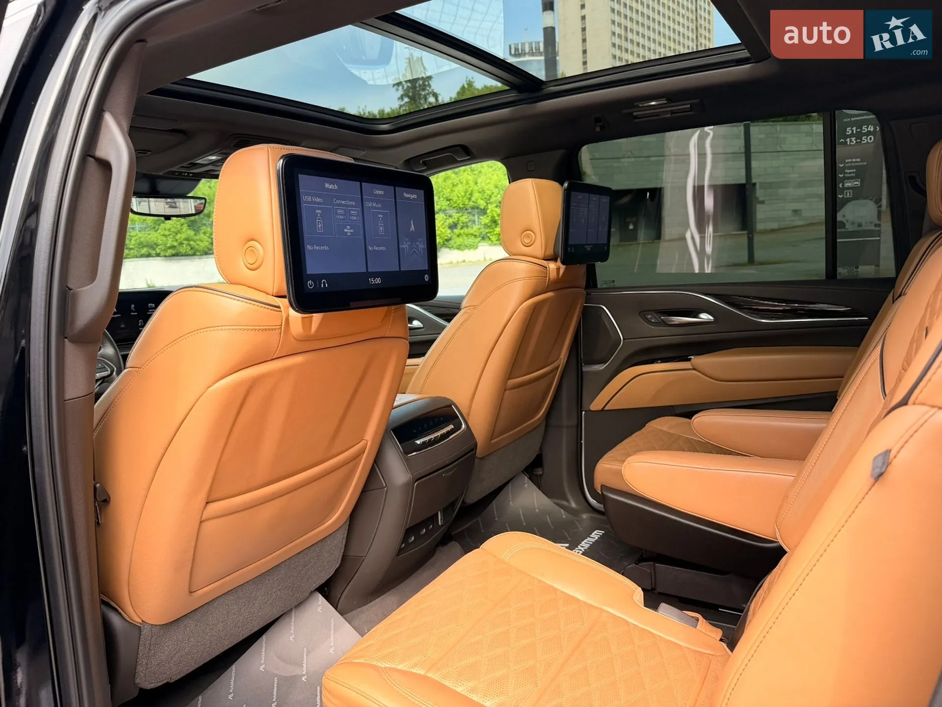 2021 Cadillac Escalade - мініатюра 27