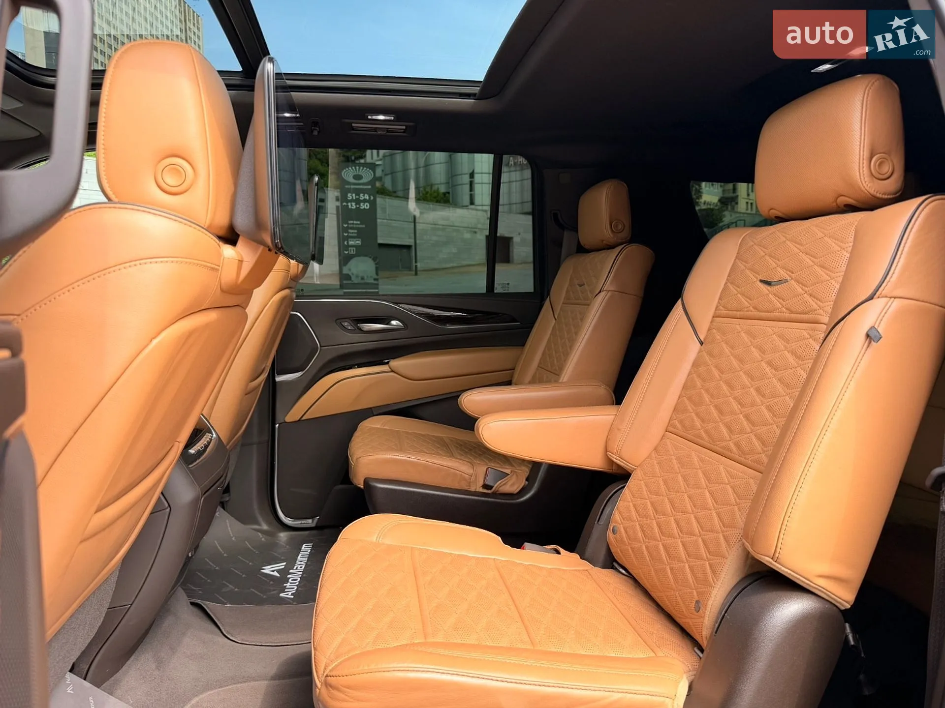 2021 Cadillac Escalade - мініатюра 28