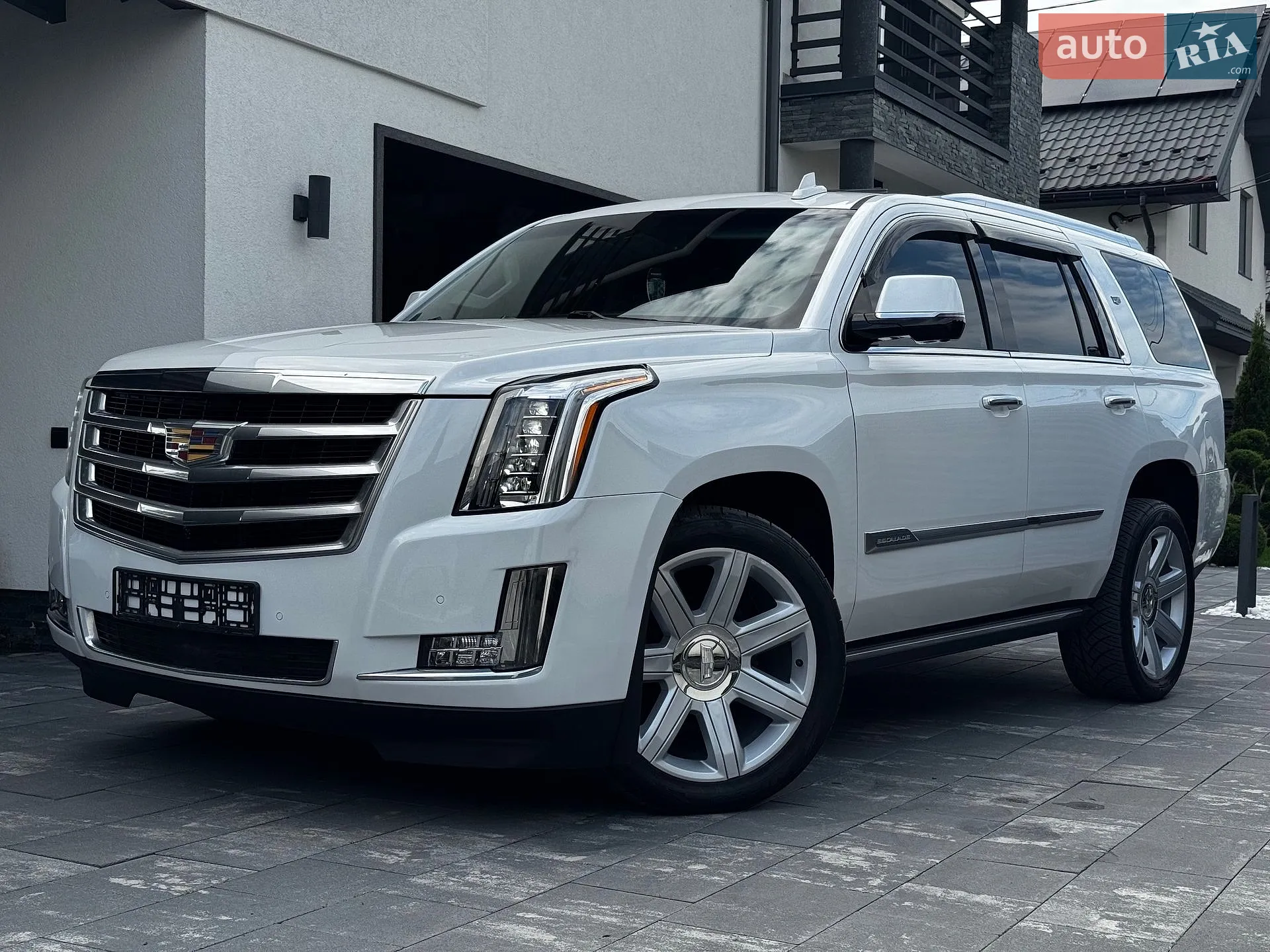 2016 Cadillac Escalade - мініатюра 16