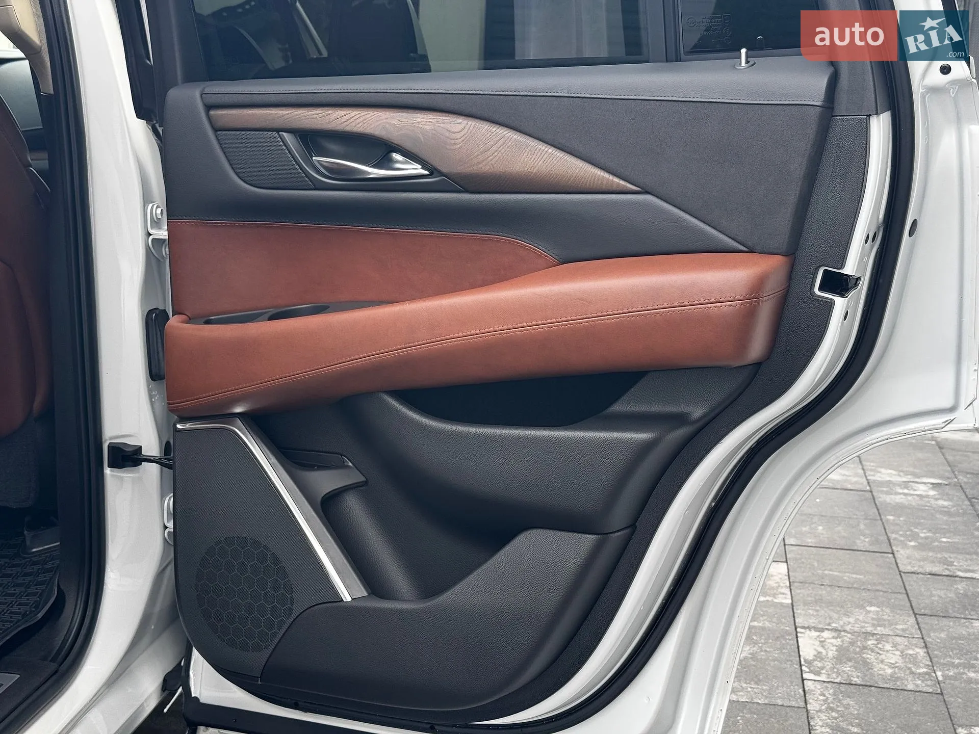 2016 Cadillac Escalade - мініатюра 56