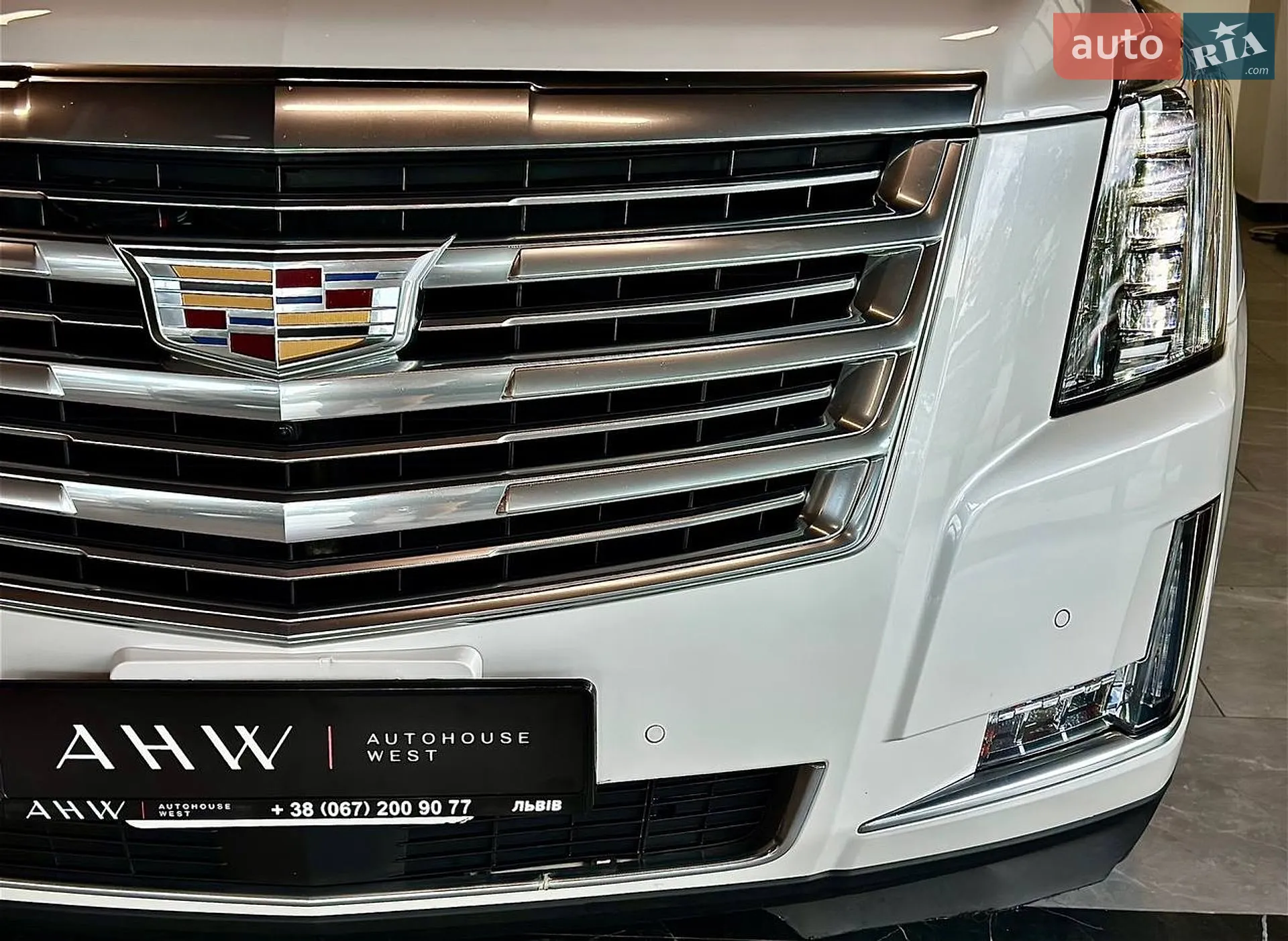 2017 Cadillac Escalade - мініатюра 4